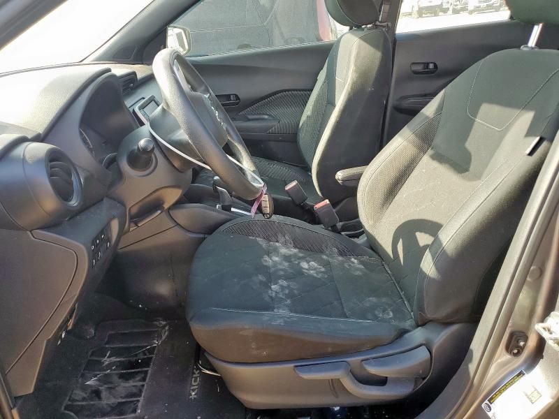 2020 Nissan Kicks S