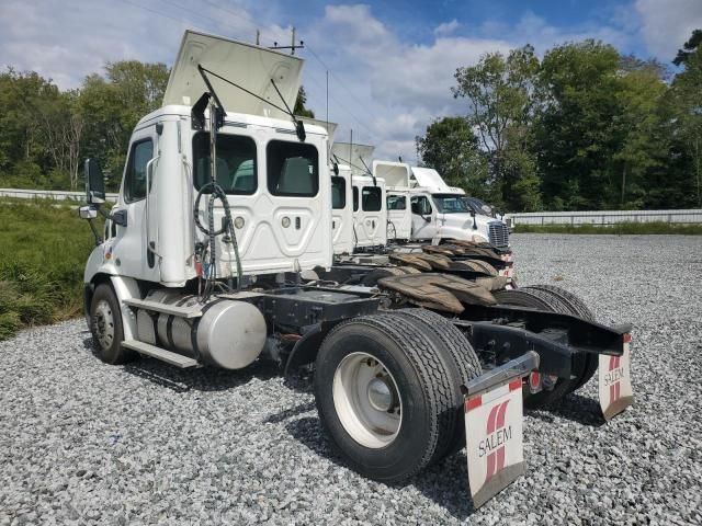 2018 Freightliner Cascadia 113 Semi Truck