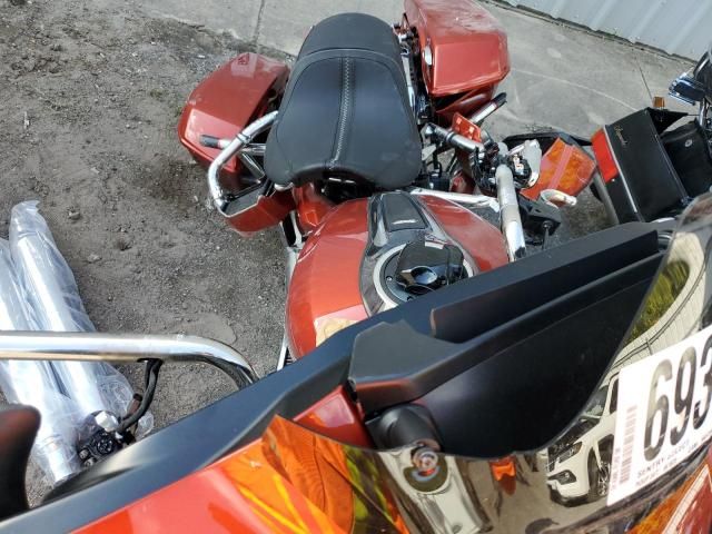 2024 Harley-Davidson Flhx