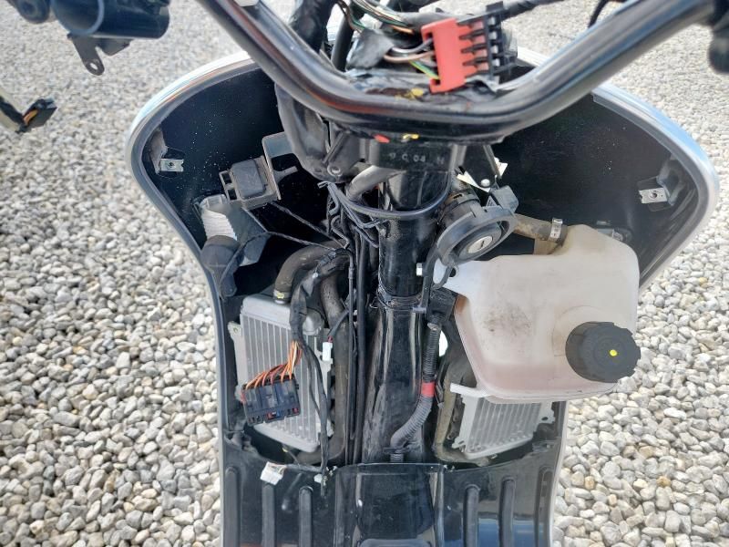 2010 Vespa GTS 300 Super
