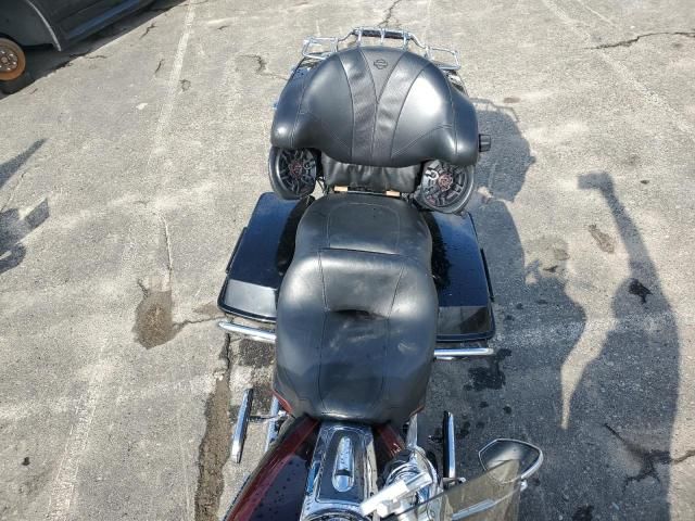 2013 Harley-Davidson Flhtcuse CVO Ultra Classic Electra Glide