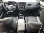 2016 Mitsubishi Outlander SE