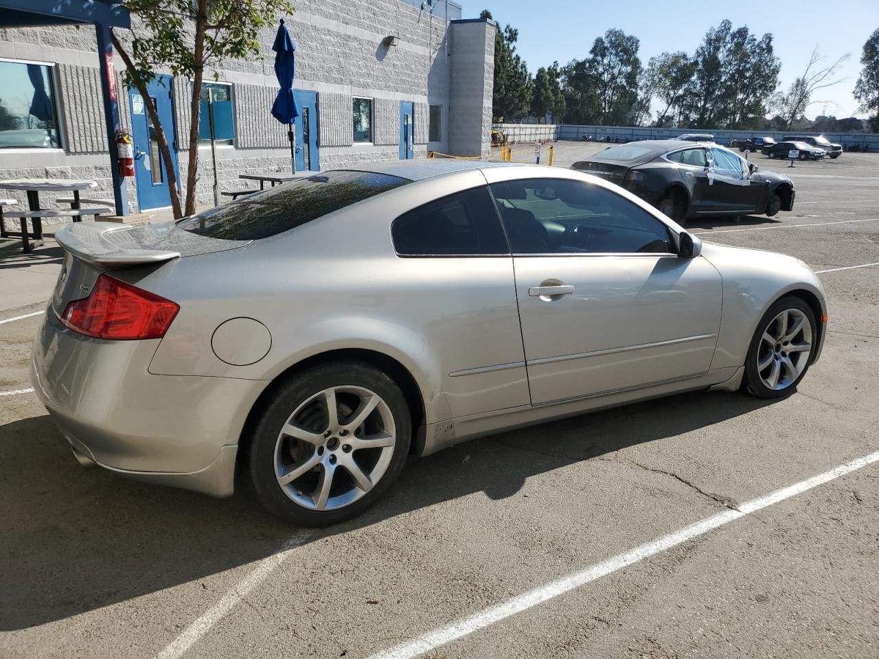 2004 Infiniti G35