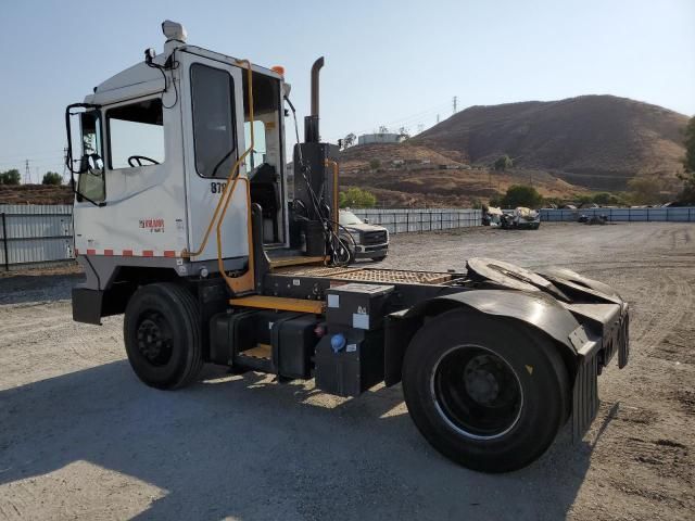 2019 Kalmar T2 4X2 Yard Truck