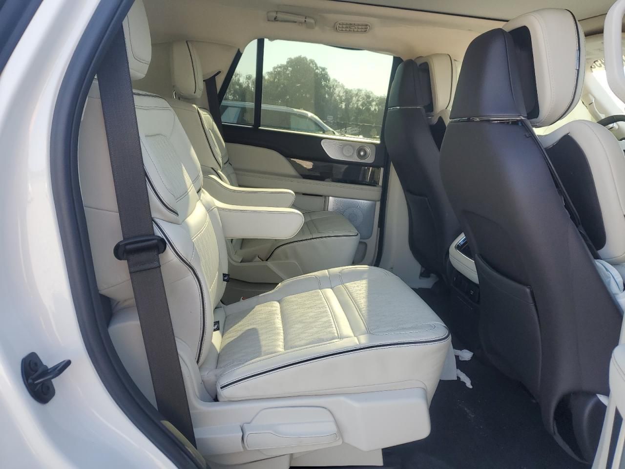 2024 Lincoln Navigator Black Label