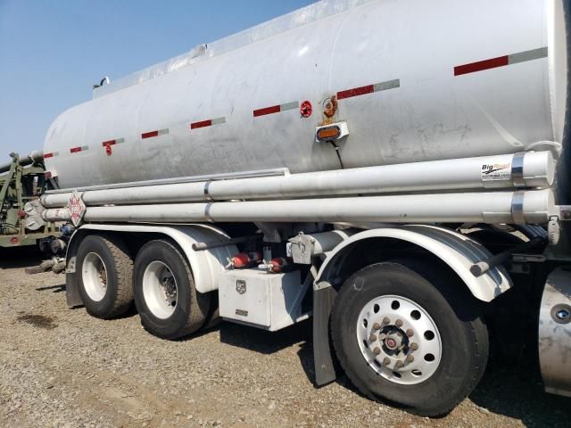 2017 Kenworth T880 Water Truck
