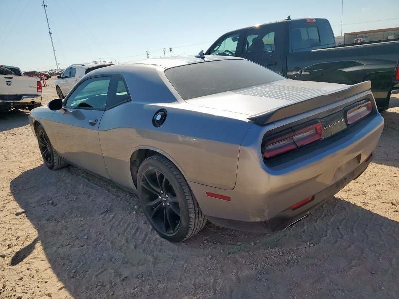 2018 Dodge Challenger SXT