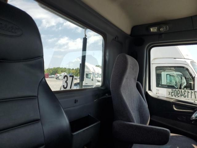 2017 Peterbilt Tractor 2017 Peterbilt 579 Semi Truck