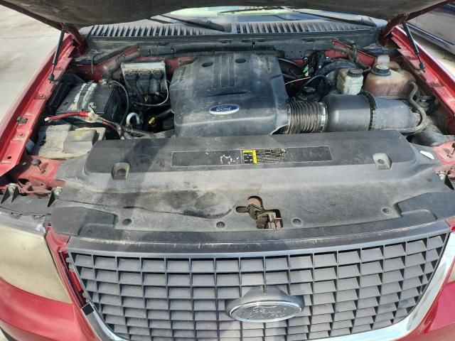 2004 Ford Expedition XLT
