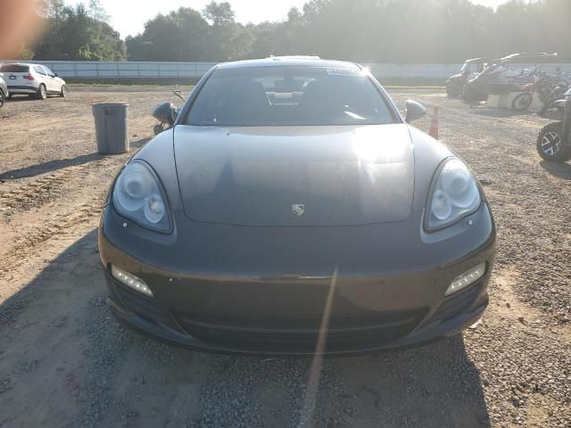 2012 Porsche Panamera 2