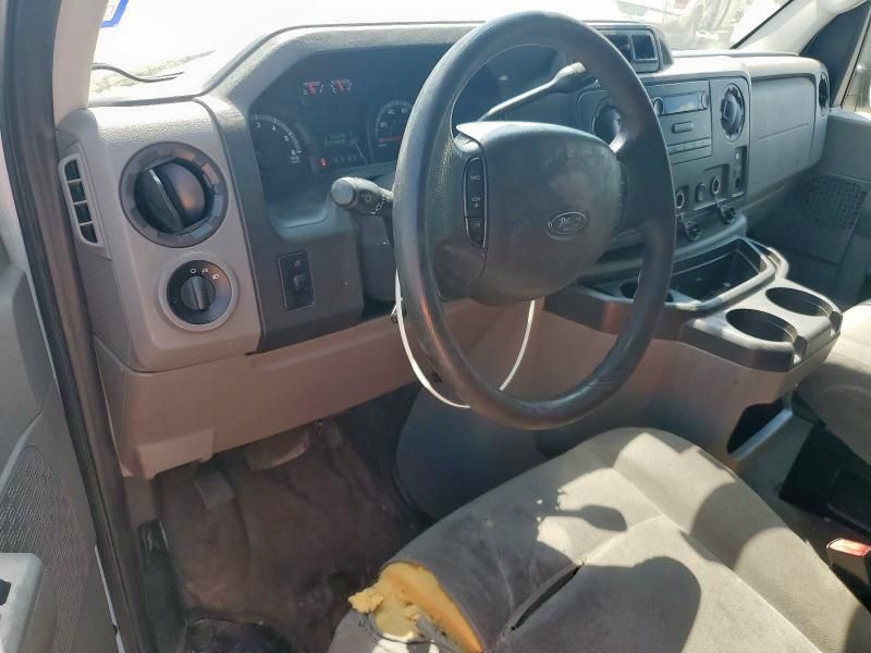 2013 Ford Econoline E250 Van