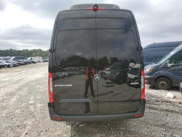 2025 Mercedes-Benz Sprinter 2500