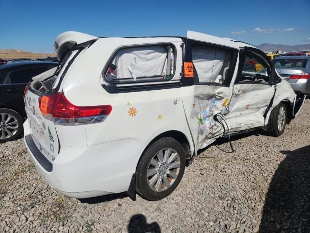 2013 Toyota Sienna XLE