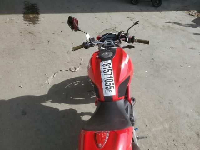 2011 Ducati Monster 696