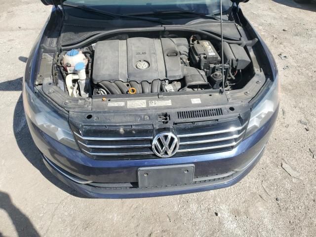 2012 Volkswagen Passat SE