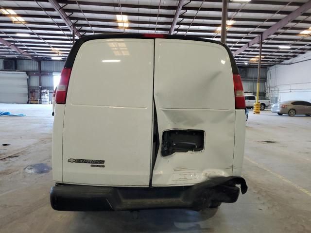 2015 Chevrolet Express G2500