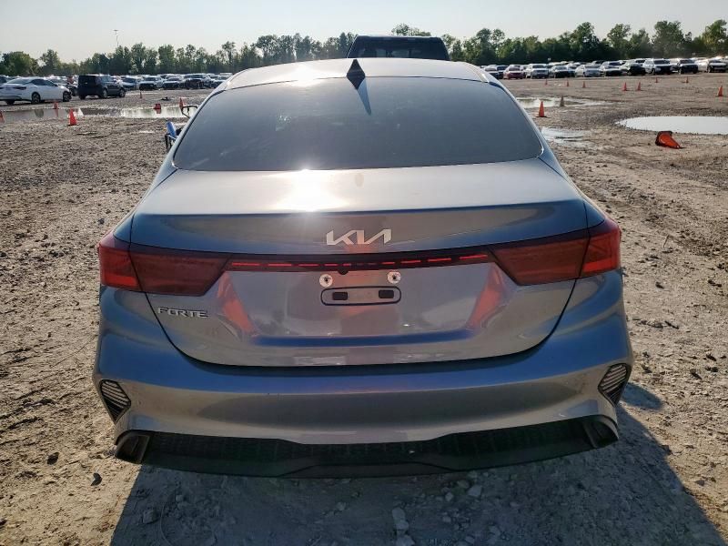 2023 KIA Forte LX