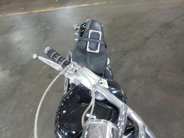 2002 Honda VT1100 C2