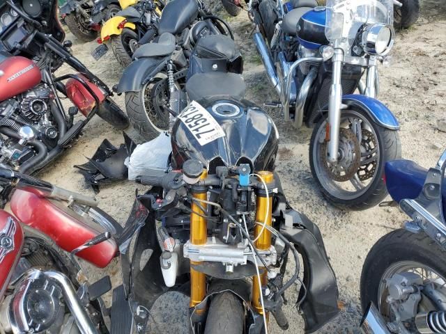 2022 Suzuki GSX-R1000 R