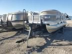 2019 Sun Tracker Partybarge