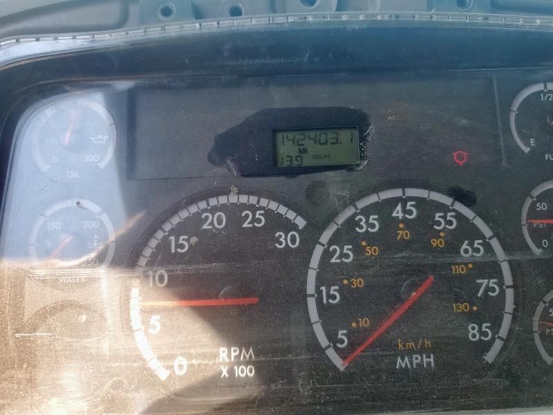 2004 Freigliner 2004 Freightliner Business Class M2 Grapple Truck