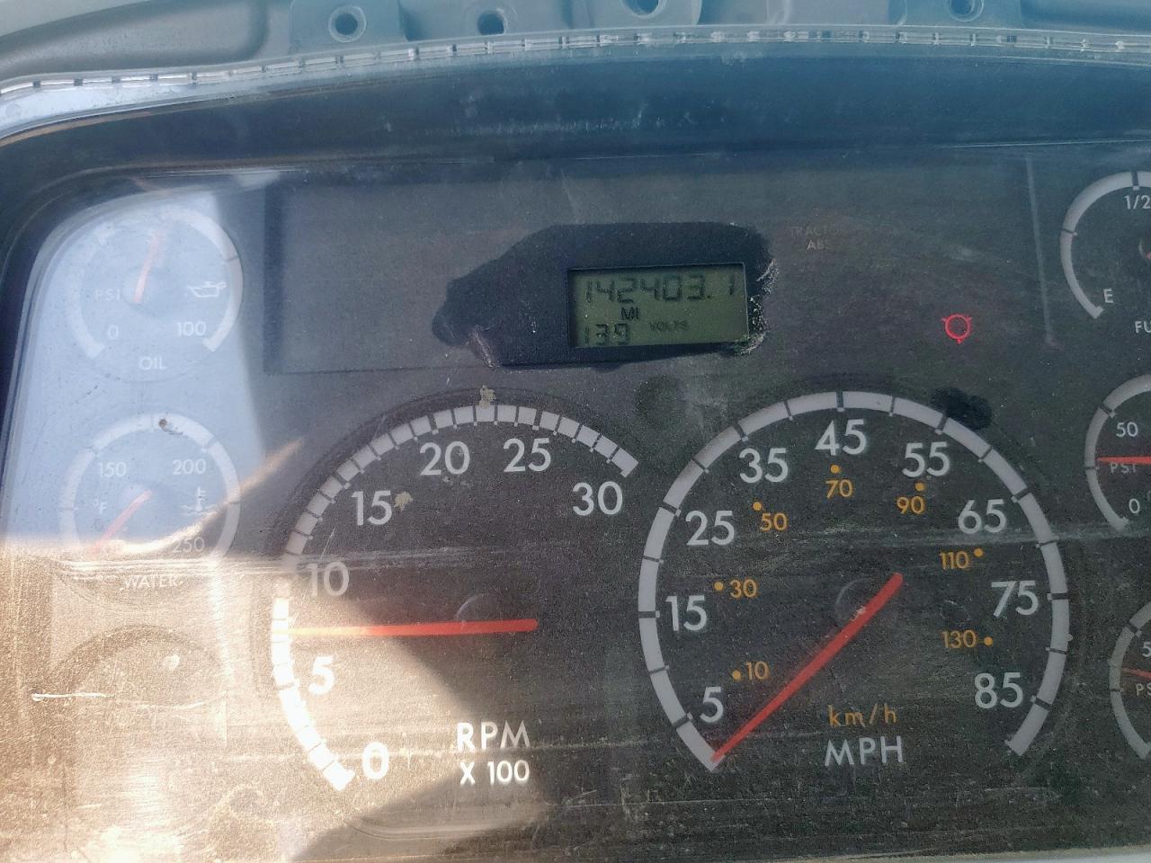 2004 Freigliner 2004 Freightliner Business Class M2 Grapple Truck