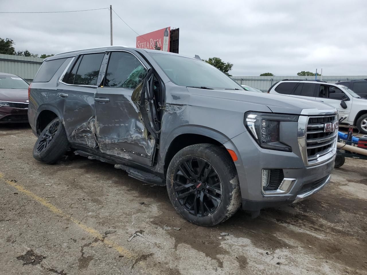 2022 GMC Yukon slt