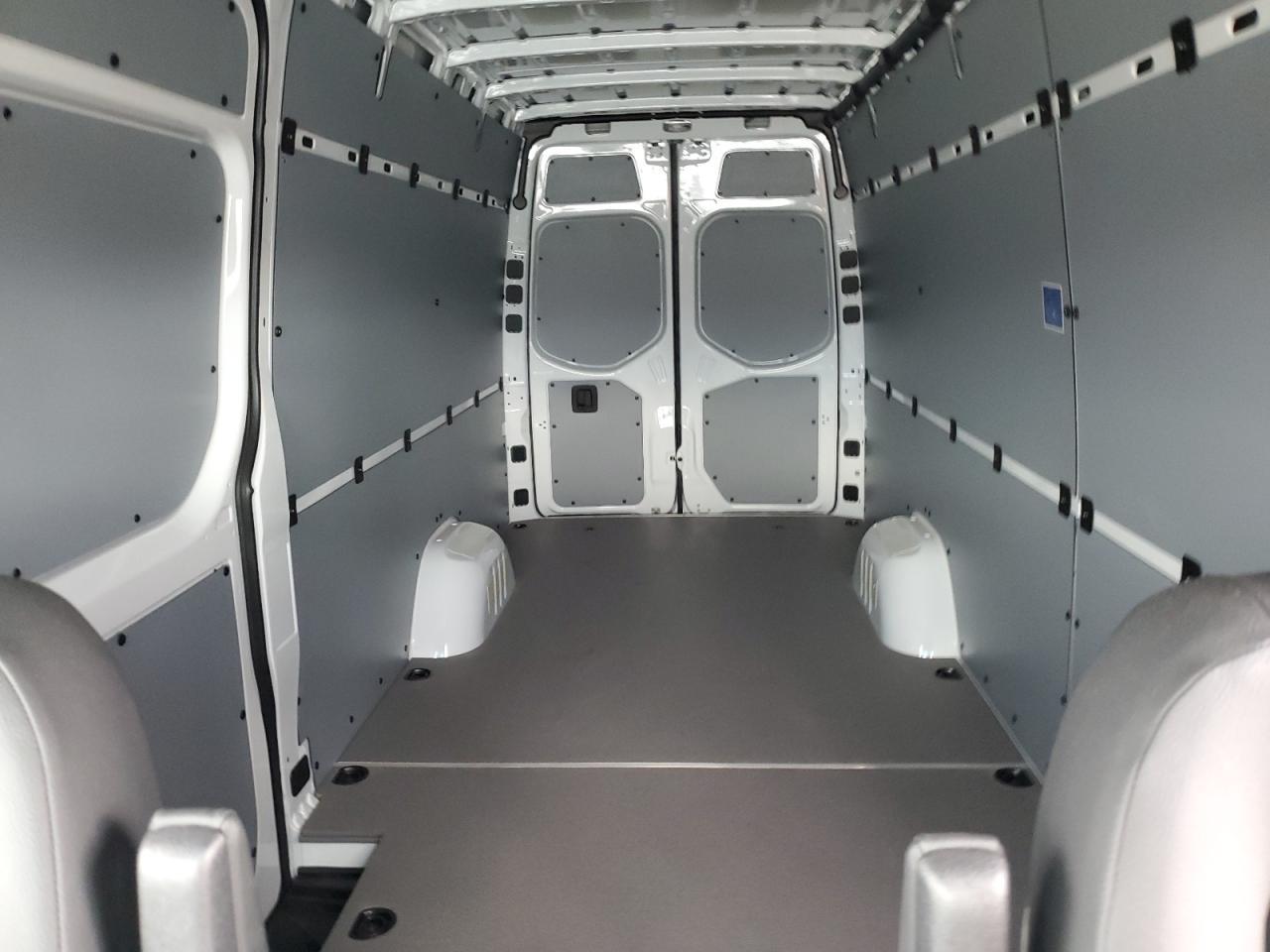 2024 Mercedes-Benz Sprinter 2500