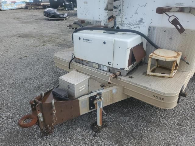 2000 Featherlite Fiber Optic Splicing Trailer