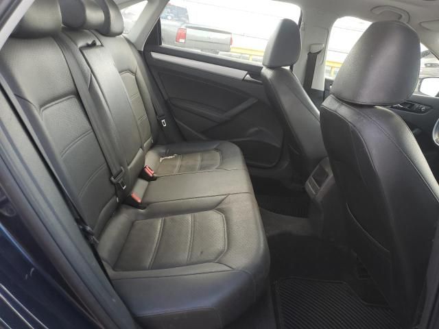 2012 Volkswagen Passat SE