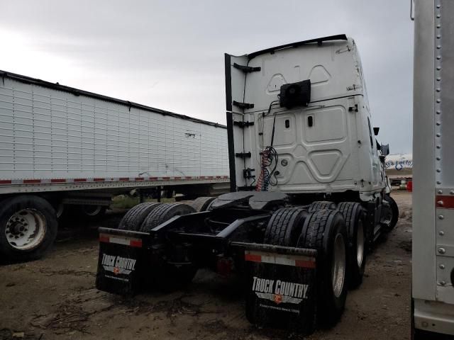 2022 Freightliner Cascadia 126 Semi Truck