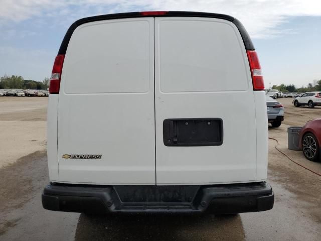2025 Chevrolet Express G2500