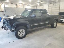 Salvage trucks for sale at Columbia, MO auction: 2005 Chevrolet Silverado K1500