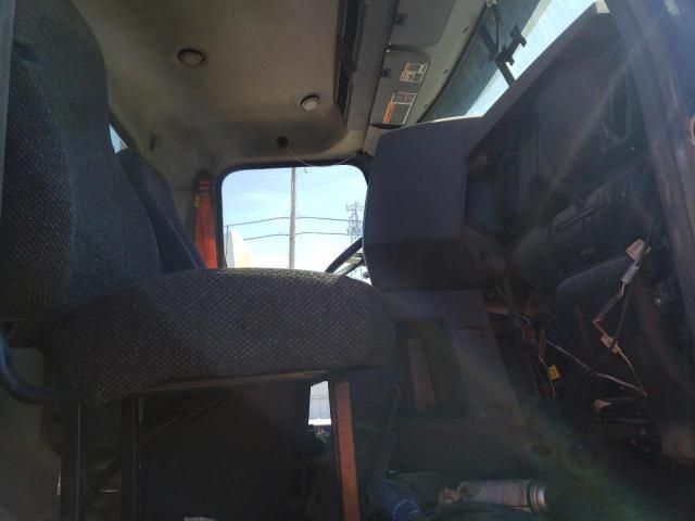 2010 Mack 800 GU800-Trucks Semi Truck