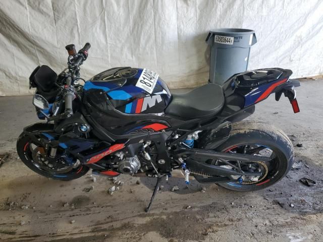 2024 BMW M 1000 R