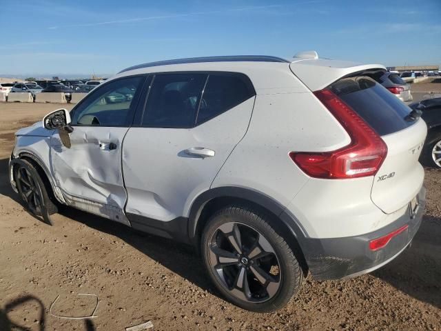 2020 Volvo Xc40 T5 Momentum