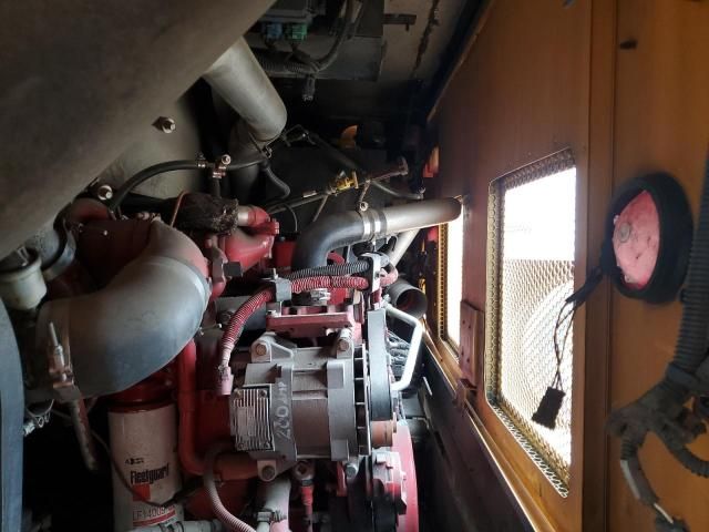 2011 Thomas SAF-T-LINER HDX-School Bus