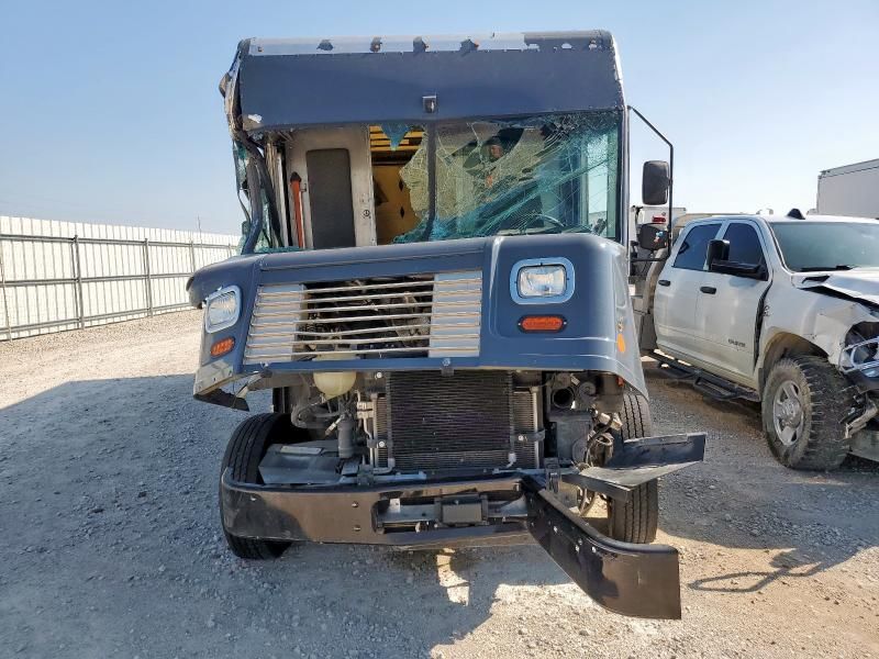 2020 Ford F59
