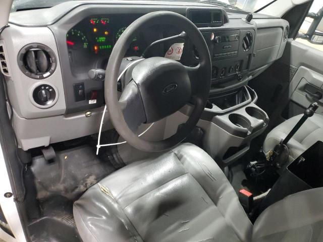 2013 Ford Econoline E250 Van