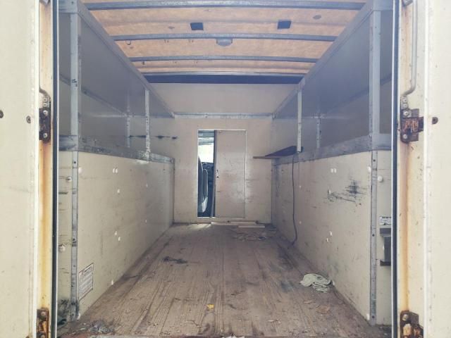 2008 Ford Econoline E350 Super Duty Cutaway Van