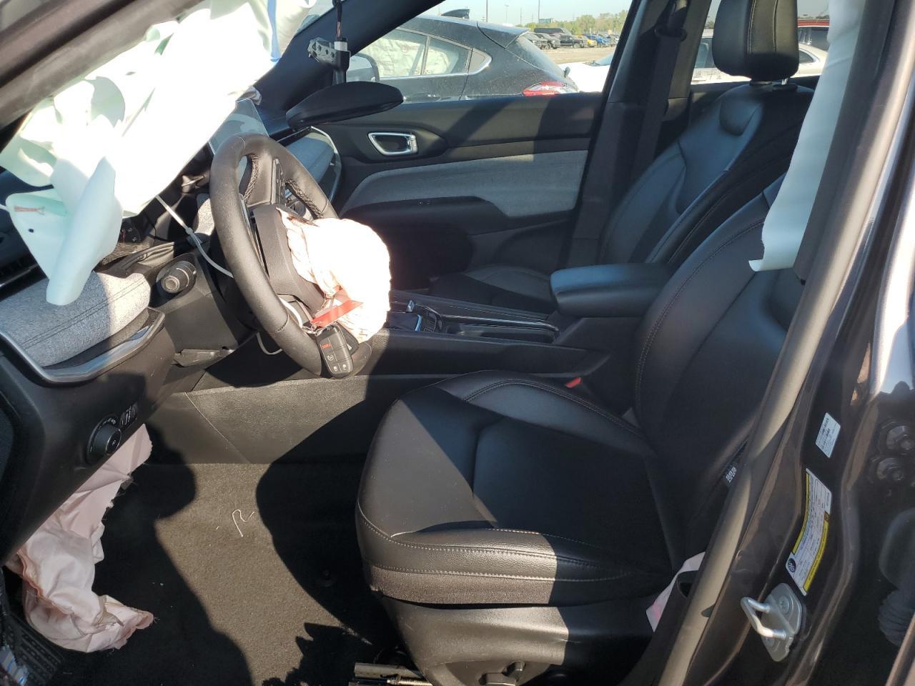 2024 Jeep Compass Latitude lux
