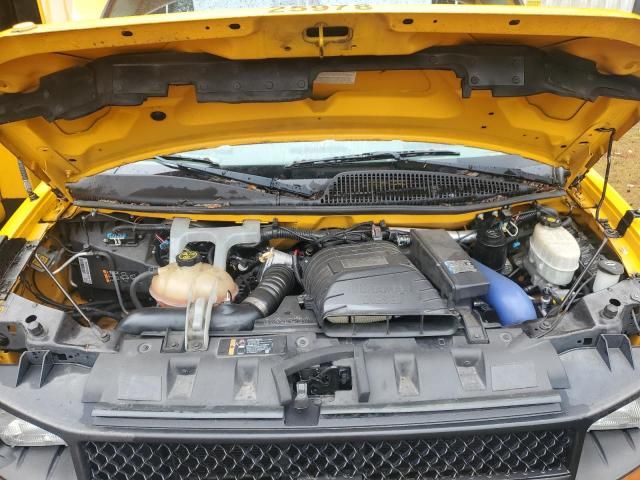 2014 Chevrolet 2014 Collins Bantam G4500-School Bus