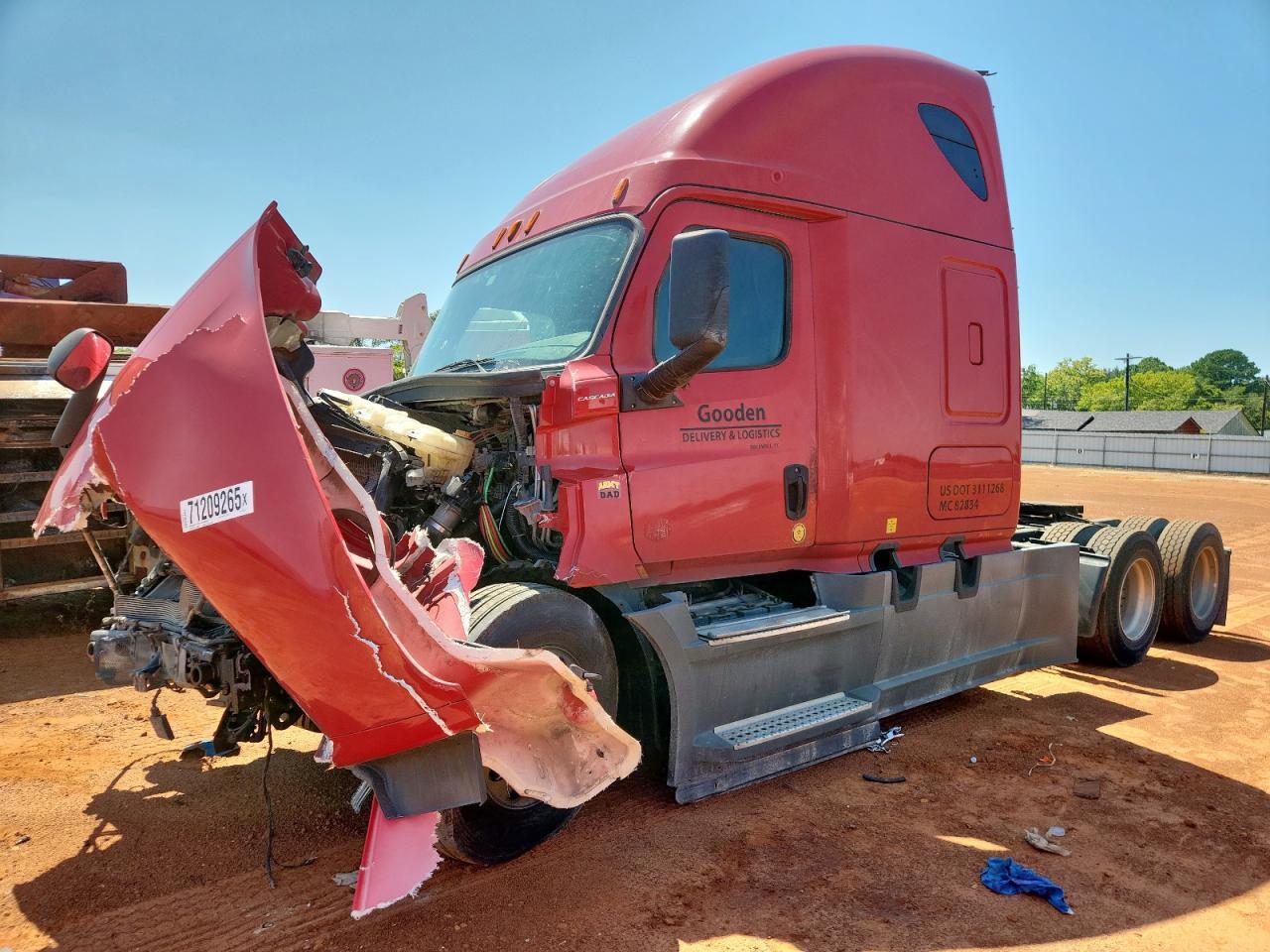 2019 Freightliner Cascadia 126 Semi Truck