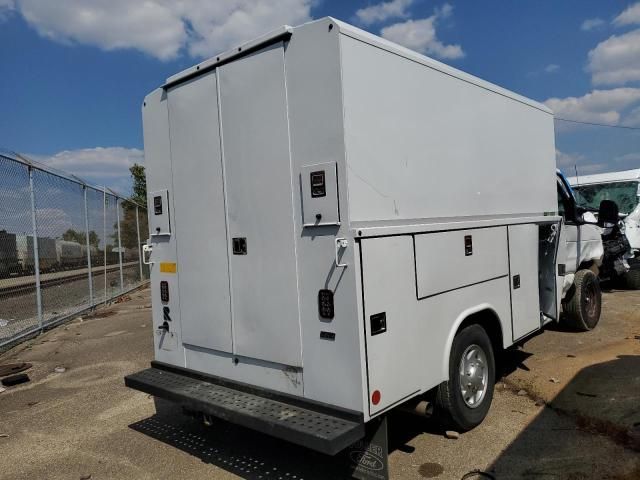 2025 Ford Econoline E350 Super Duty Cutaway Van