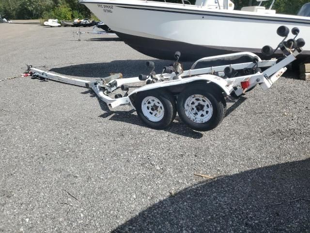 1999 Yacht Club 1613B