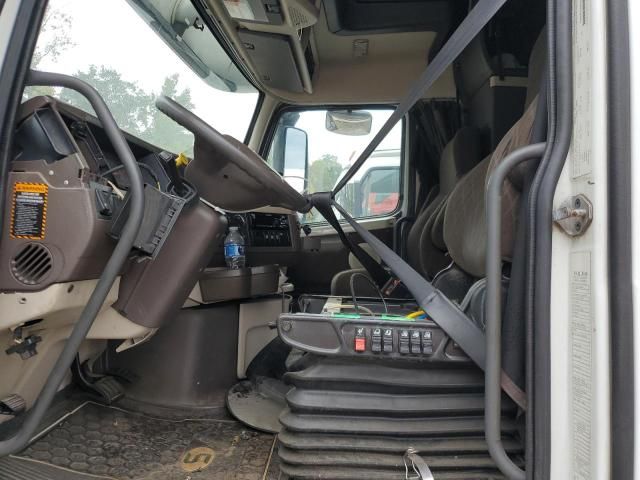 2018 Volvo VNL Truck Cab AND Chassis