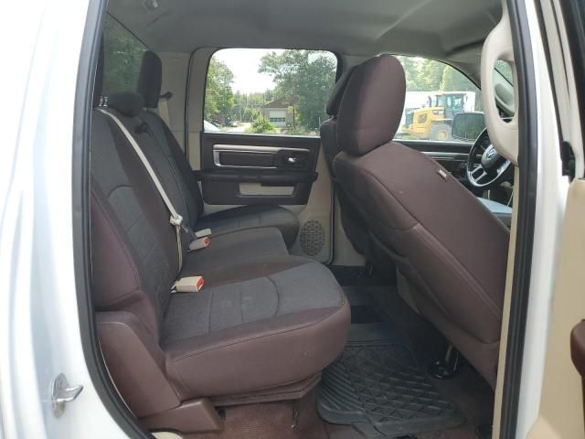 2015 Dodge RAM 1500 SLT