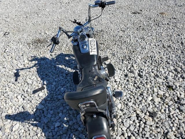 2013 Harley-Davidson FLD Switchback