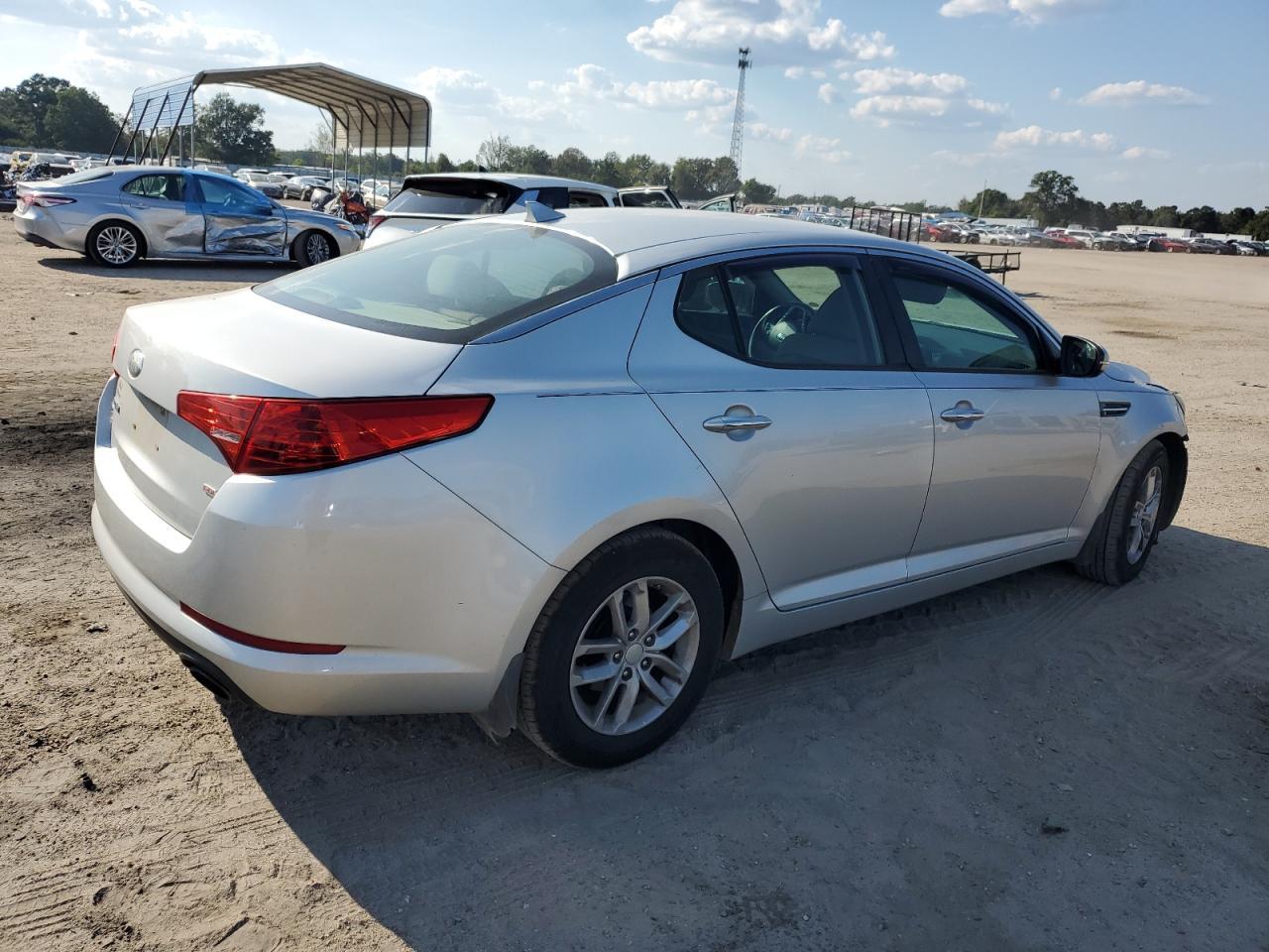 2013 KIA Optima lx