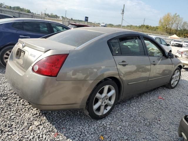 2004 Nissan Maxima SE